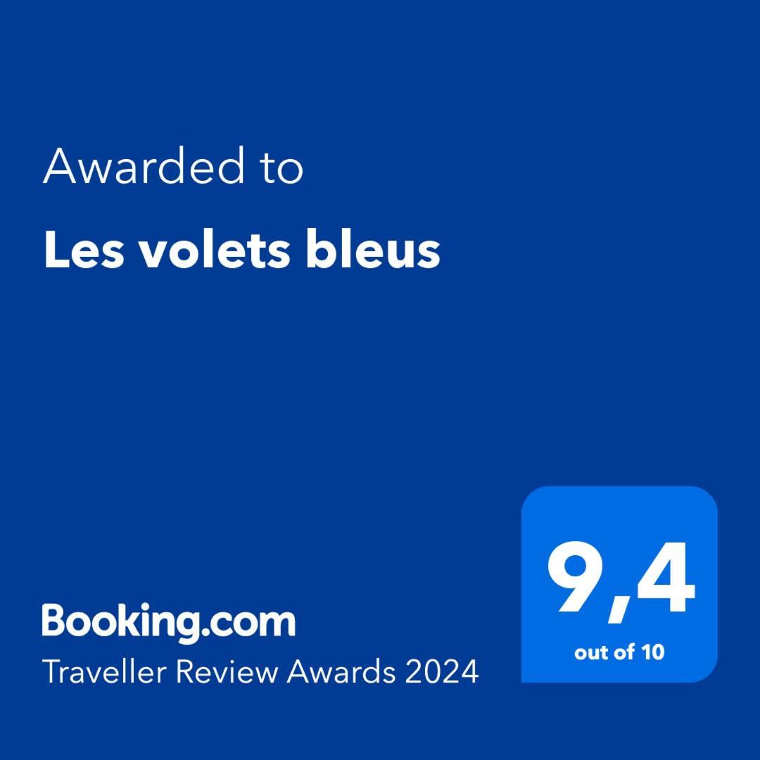 Les Volets Bleus Hotel Charlieu Kültér fotó